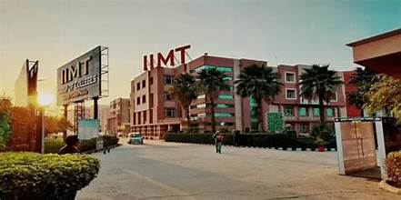 IIMT UNIVERSITY - Meerut